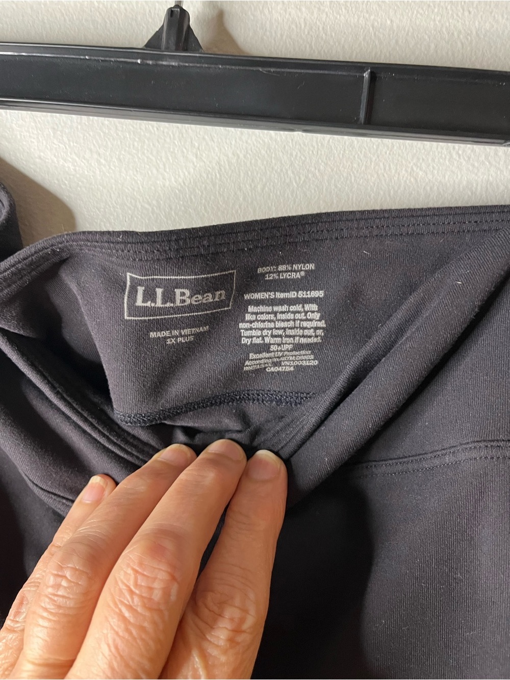 L.L. Bean Black Women's Capri Leggings with Wide Waistband - Picture 2 of 5